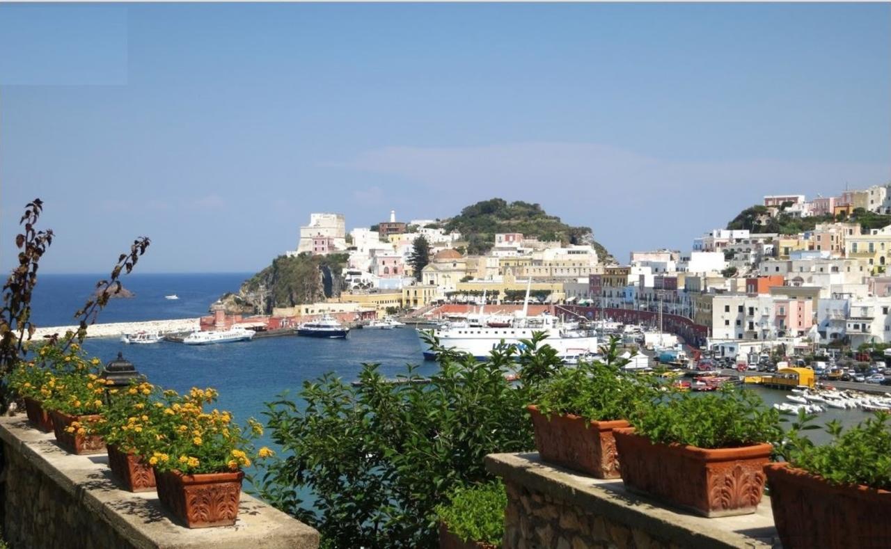 L'Isolana Case Vacanza Palma 2 Ponza Exteriér fotografie